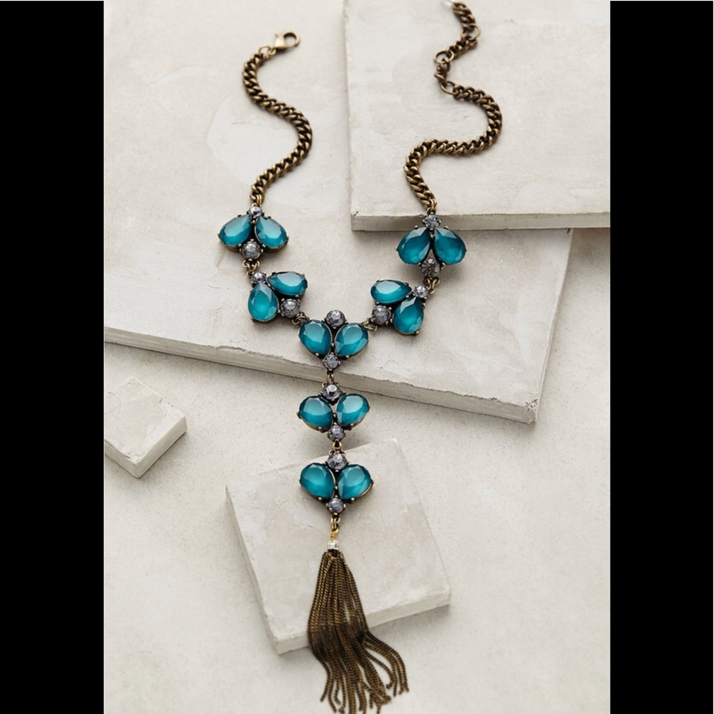 Anthropology vinifera statement necklace mint